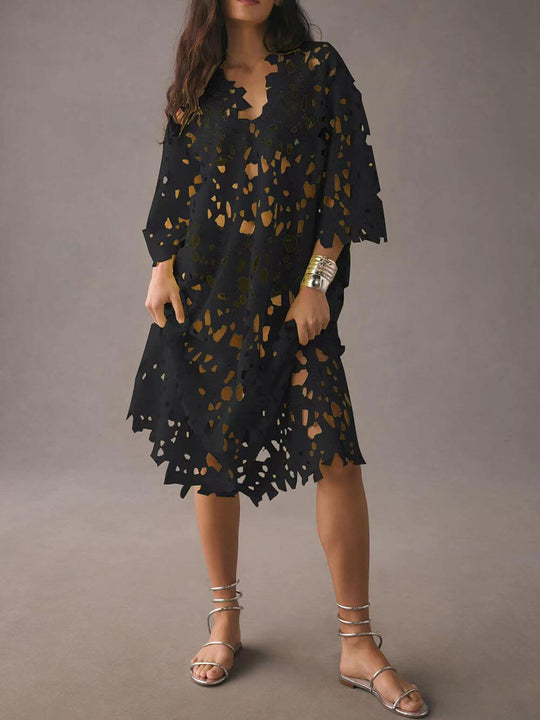 Raquel - Langärmliges Midikleid mit floralen Ösen