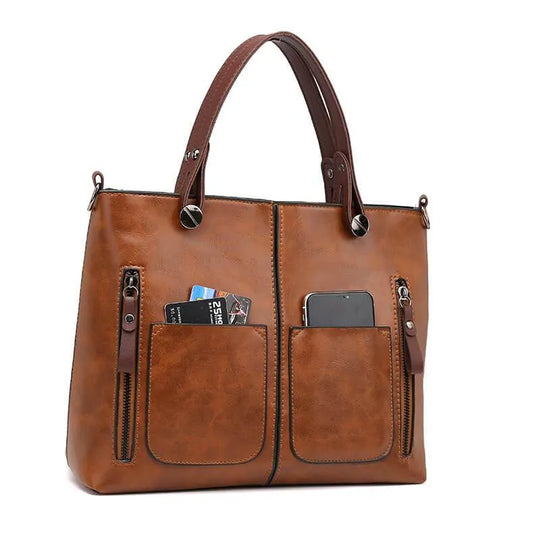 Maelis - Entspannte Leder-Schutztasche