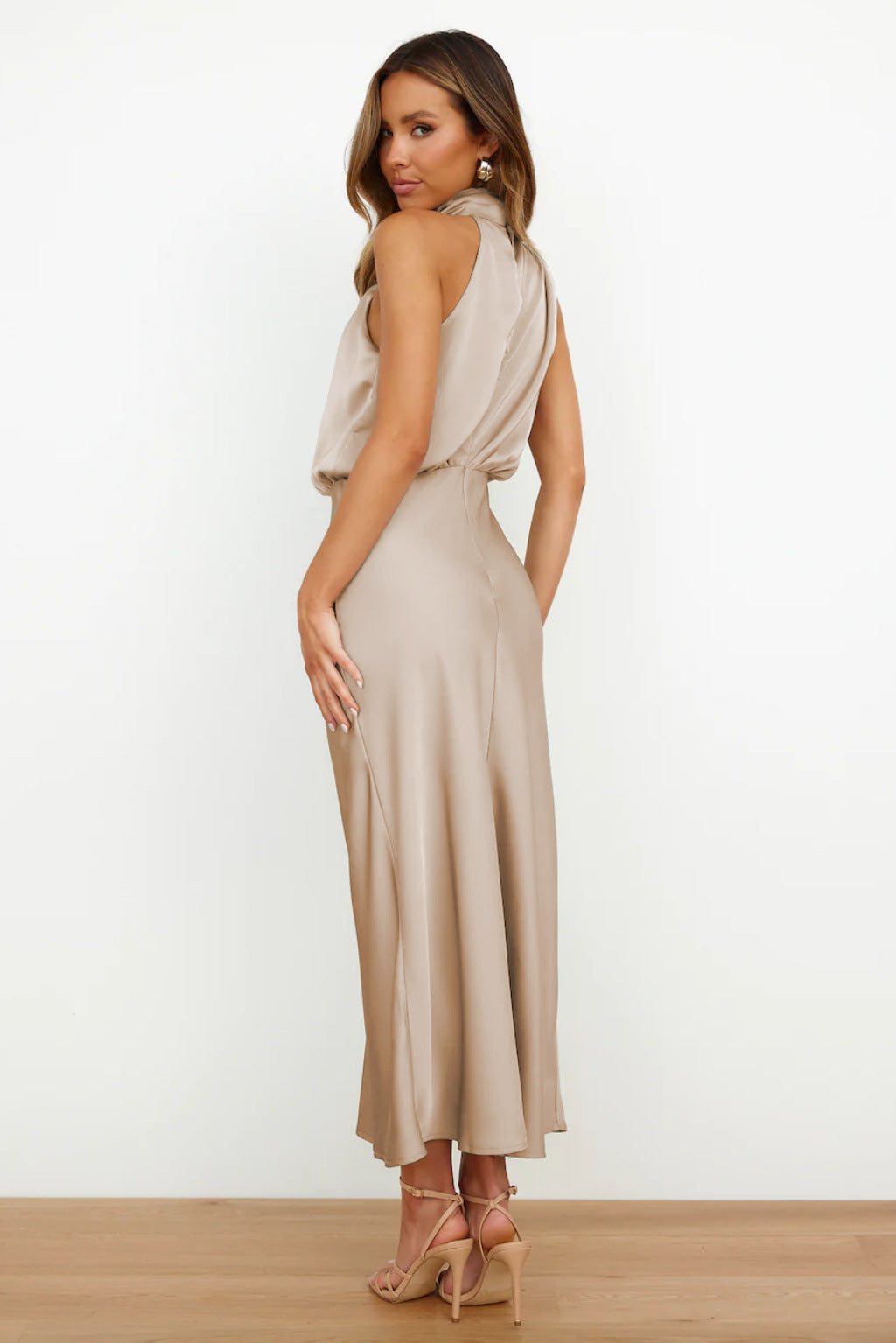 Kangana™ Neckholder-Maxikleid