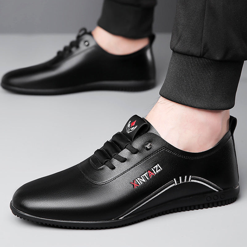 Adrian - Leichte und Atmungsaktive Slip-On-Schuhe für Herren