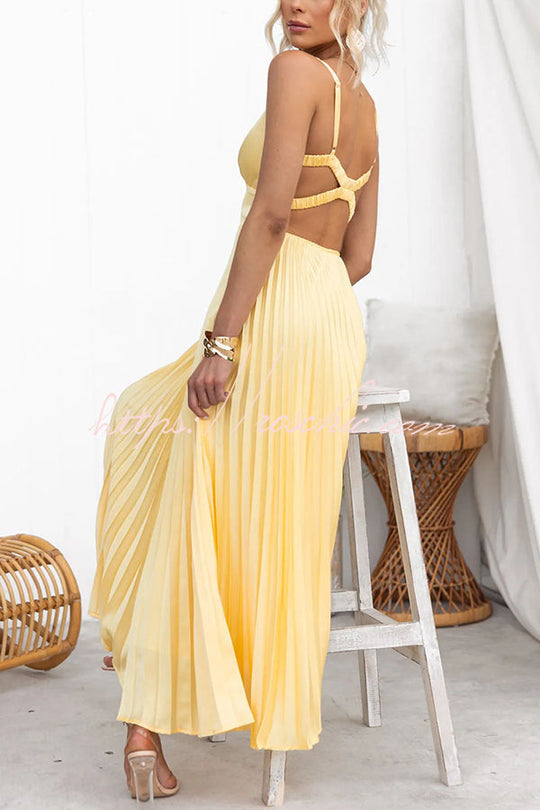 Lucy - Atemberaubendes Plisseekleid