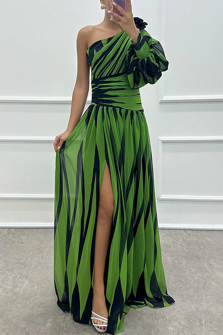 Shiloh - Elegantes gestreiftes Maxikleid mit einer Schulter