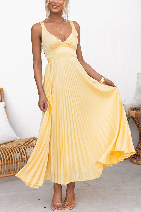 Lucy - Atemberaubendes Plisseekleid