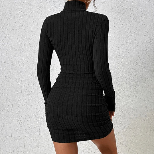 Andrea – Elegantes und Sexy Strickkleid
