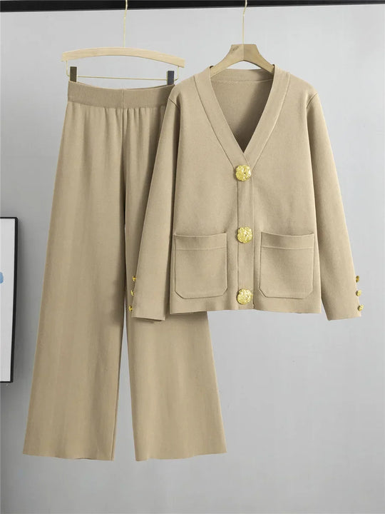 Karin - Elegantes Strick-Set aus Cardigan und Hose