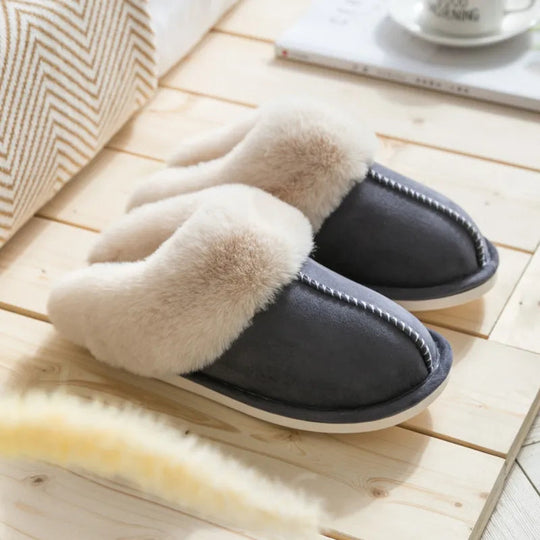 WarmFaux - Luxuriöse Warmgefütterte Hausschuhe