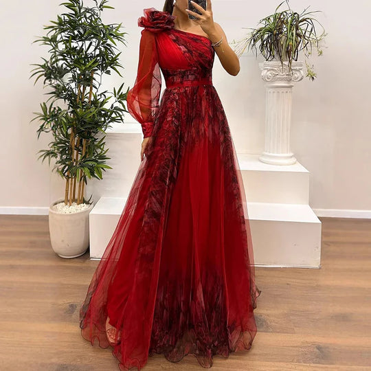Judith - Trendiges Maxikleid mit One-Shoulder-Mesh-Print