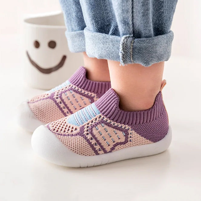 Mini Fashion – Rutschfeste Babyschuhe mit extra Halt und Dämpfung