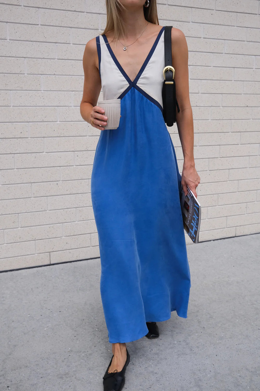 Jacky - Leichtes Maxikleid mit V-Ausschnitt
