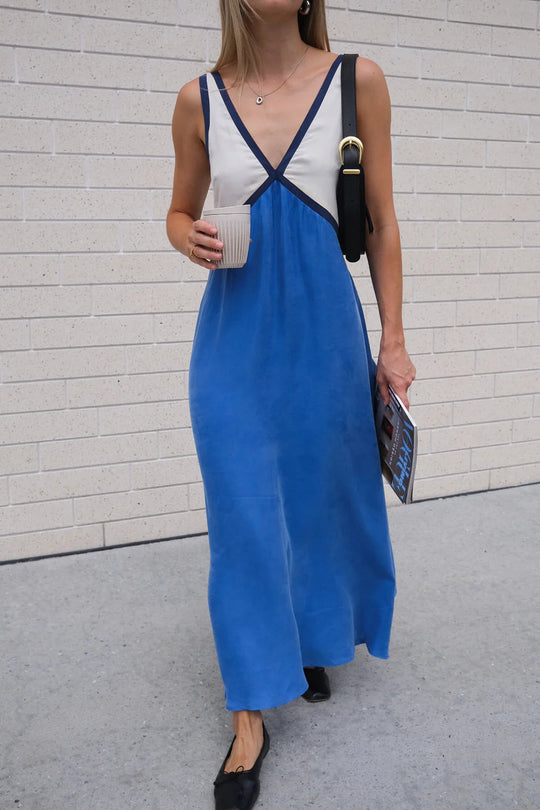 Jacky - Leichtes Maxikleid mit V-Ausschnitt