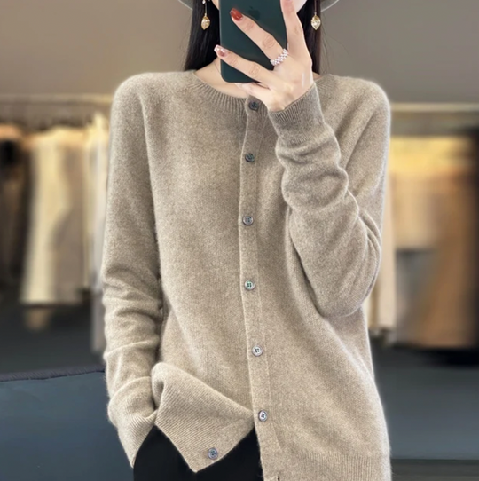 Katarina - Weicher und Eleganter Cardigan
