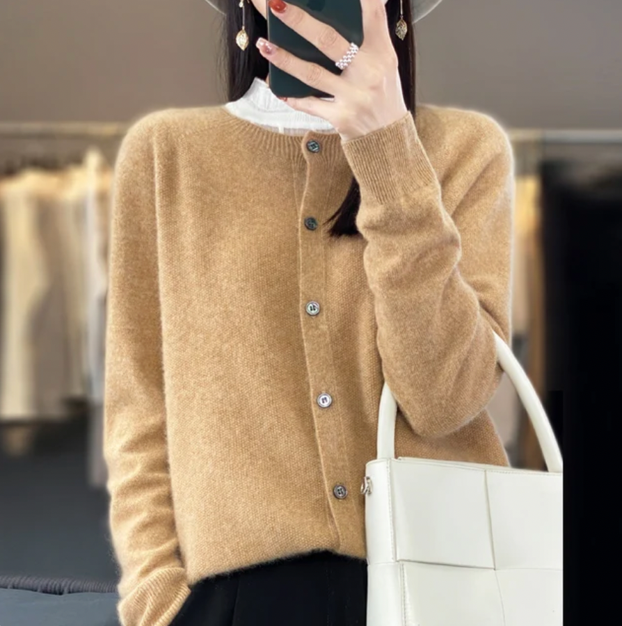 Katarina - Weicher und Eleganter Cardigan
