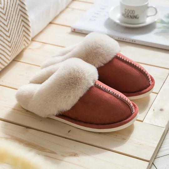 WarmFaux - Luxuriöse Warmgefütterte Hausschuhe