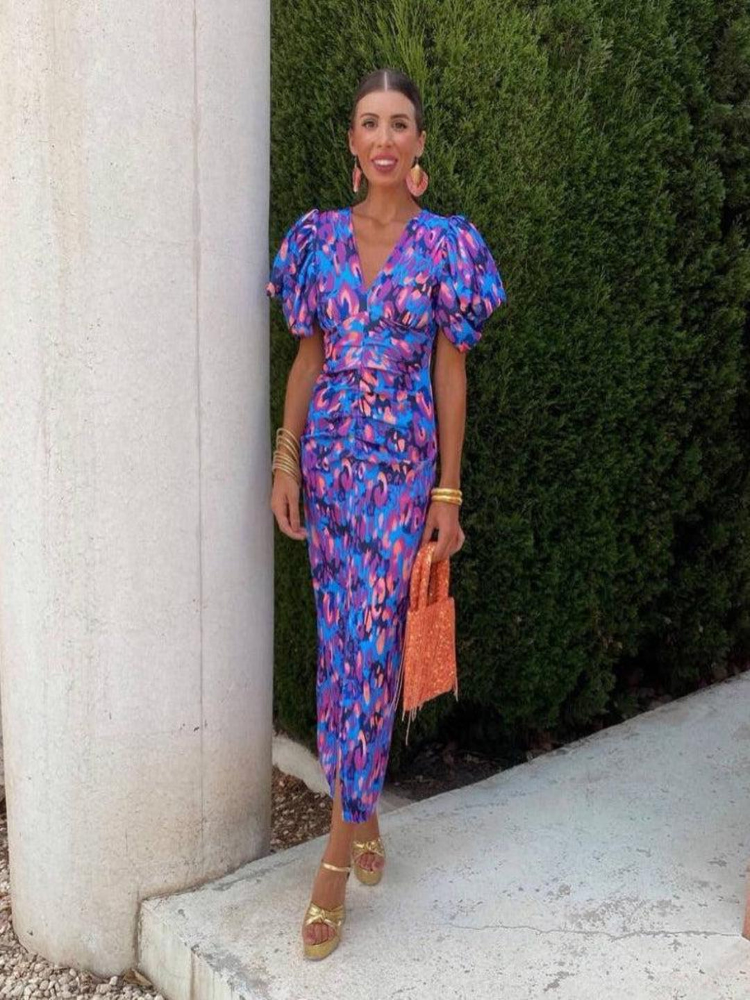 Loren - Vibrierendes Kleid mit Puffärmeln